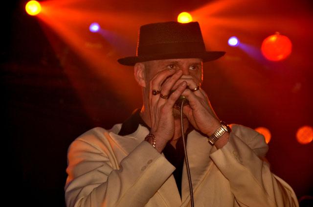 min 2012 03 16 cabaret sauvage 349
